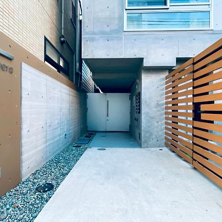 الشقق الفندقية طوكيوفي  Japan House Nishishinjuku المظهر الخارجي الصورة